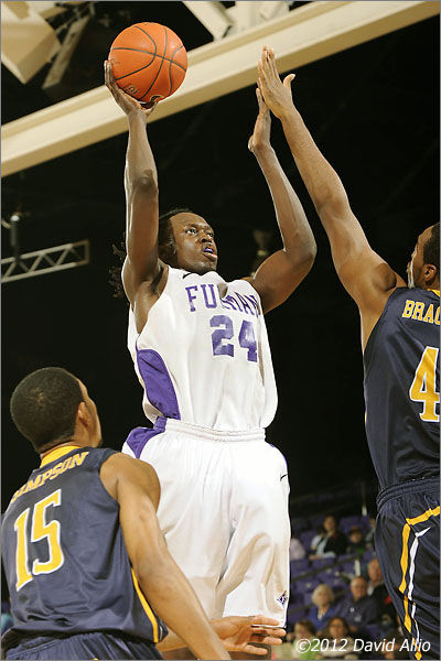 UNCG at Furman | © 2012 David Allio for Icon SMI