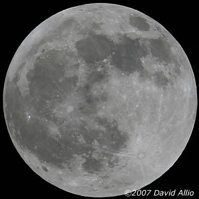 Full Moon over Kauai | ©2007 David Allio