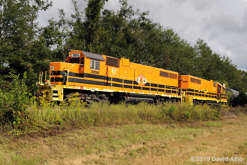 Locomotives Chattooga and Chickawauga Railway (CCKY) idle coupling chemical tank cars Bainbridge Macon Georgia