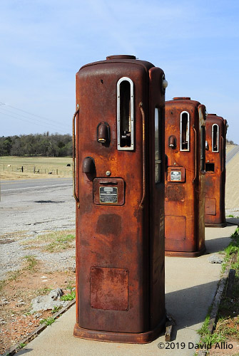 Pump Trio Bennett 766 gas pumps Oklahoma Route 152 Caddo County Coger Oklahoma